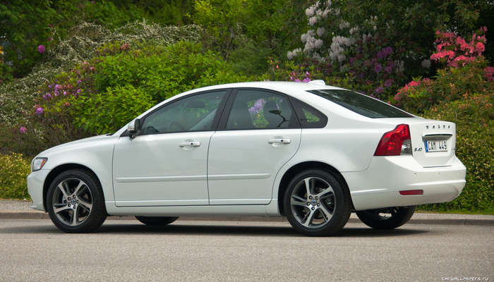 Volvo S40 2012