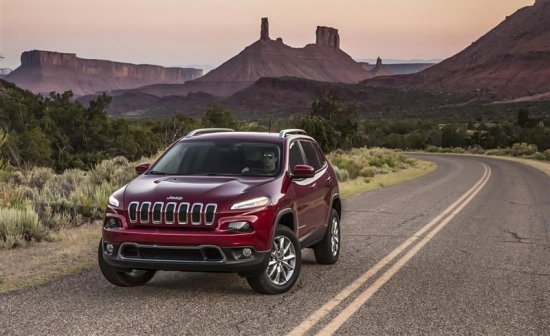 Тест-драйв Jeep Cherokee