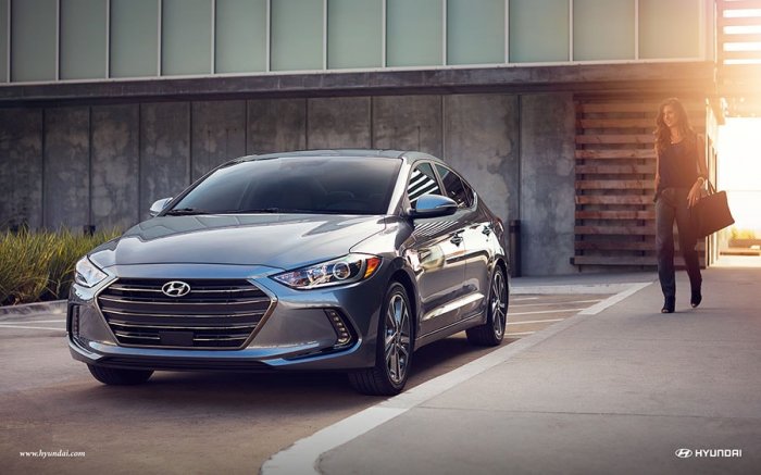 Hyundai Elantra 2017 года