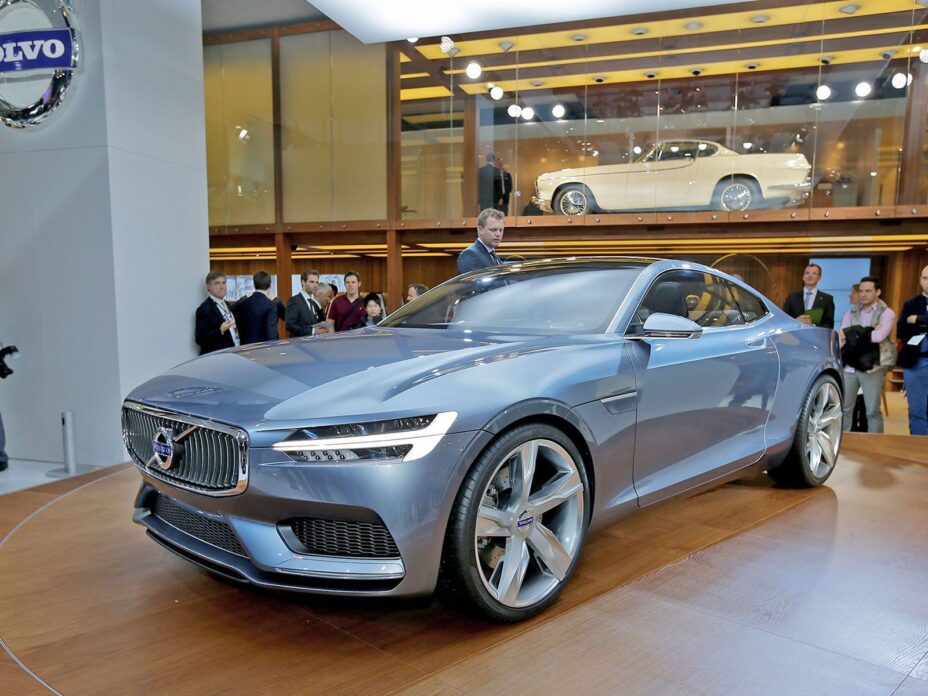 Новые автомобили Volvo: инновации, безопасность и стиль в каждом моделии